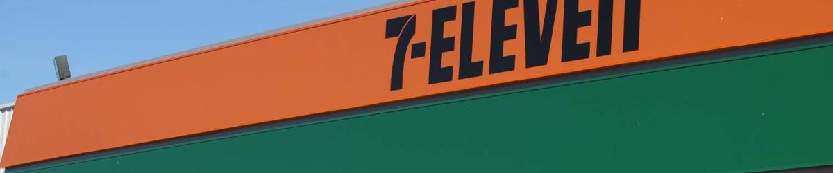 7-Eleven Trackside Store Header